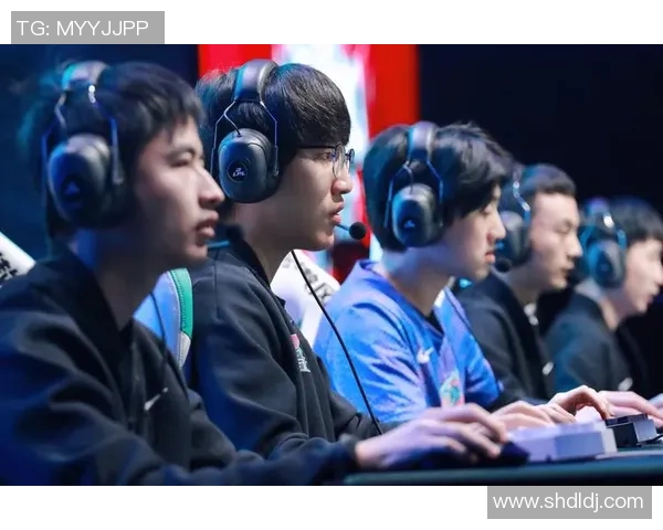 热议CSGOLNG心理素质变革对职业选手竞技表现的影响与启示