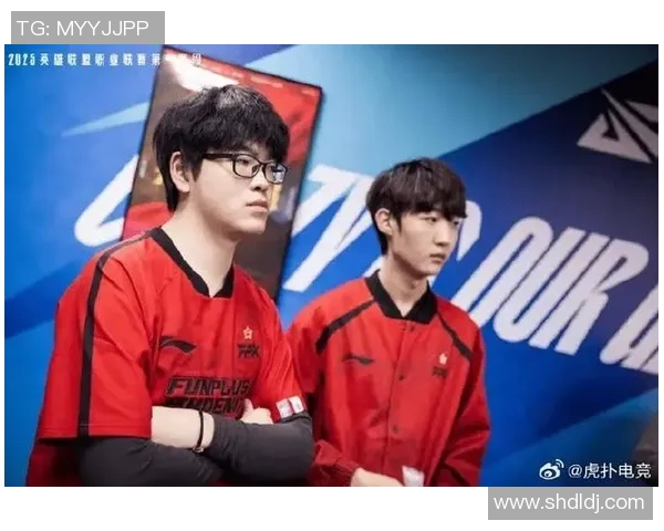 电竞比分引发热议FPX战术争议背后的深层解析与思考