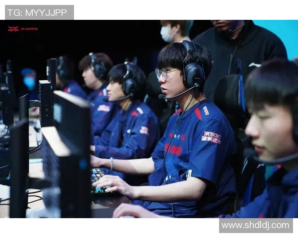 S15赛季LOL焦点分析JDG战队个人能力与团队协作的深度探讨