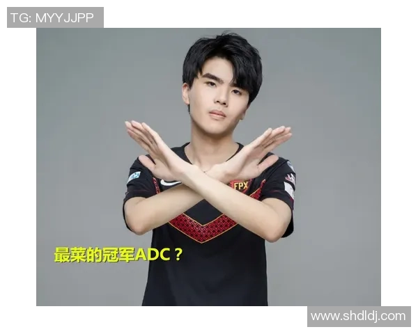 高校联赛中FPX团队配合表现分析与战术解读 高校联赛中FPX团队配合表现分析与战术解读